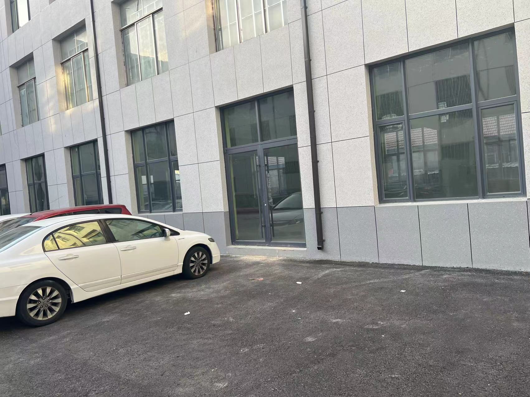 文登營工業(yè)園一樓廠房出租
