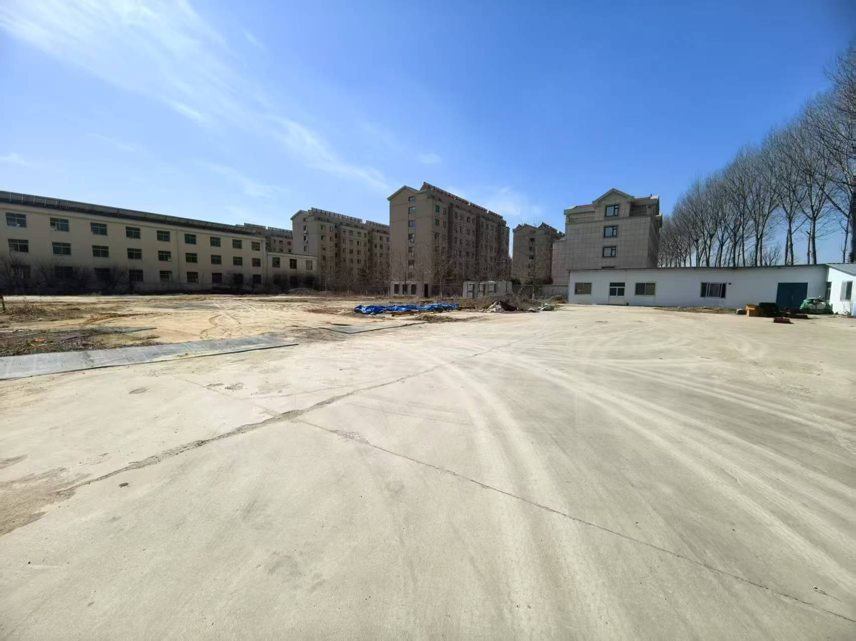 文登開發(fā)區(qū)廣州路東首倉庫、露天場地租賃