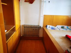 抱山街16號三單元一樓西